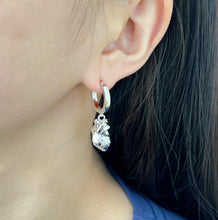 Load image into Gallery viewer, Cardiac Hoop Earrings